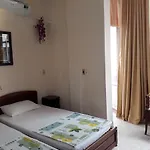 Giang Hotel