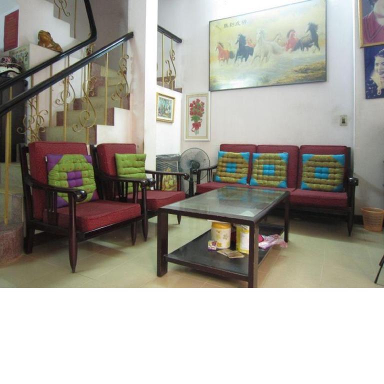 Khách sạn Giang *
